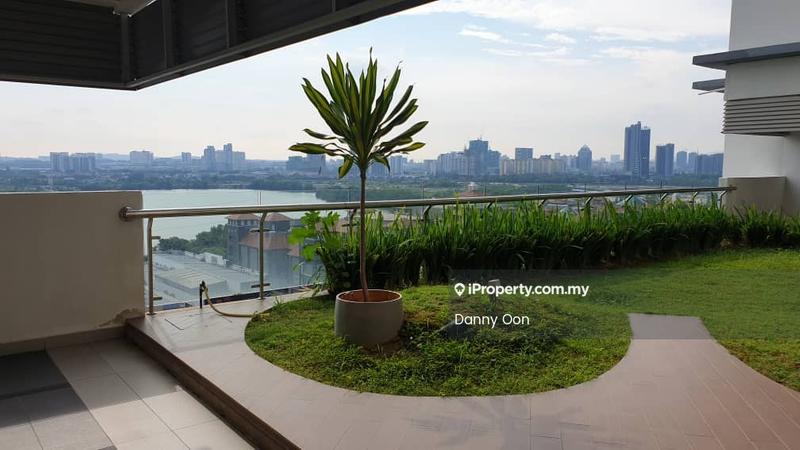 Kediaman Servis untuk Dijual di Skypod Residence oleh Danny Oon - Balcony - iProperty.com.my