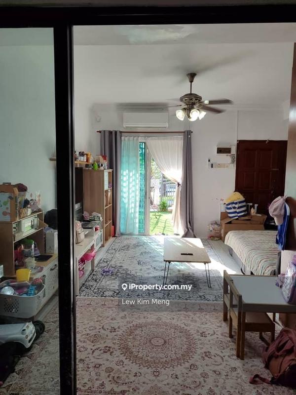2-storey Terraced House untuk Dijual di Taman Pinggiran Putra, Seri Kembangan oleh Lew Kim Meng - iProperty.com.my