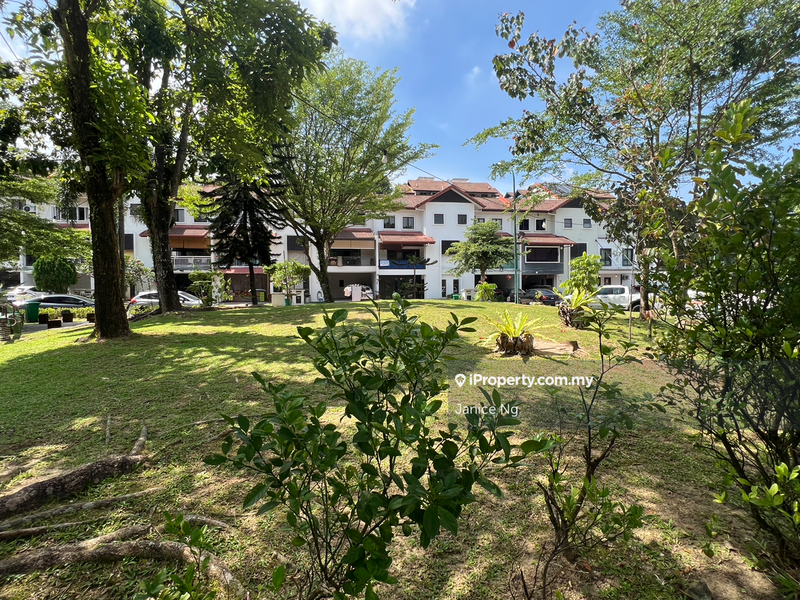 Rumah Teres 2.5-Tingkat untuk Dijual di Sierramas, Sungai Buloh oleh Janice Ng - iProperty.com.my