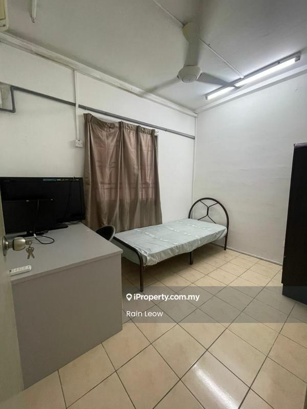 Condominium for Rent in Angkasa Condominiums by Rain Leow - Bedroom - iProperty.com.my
