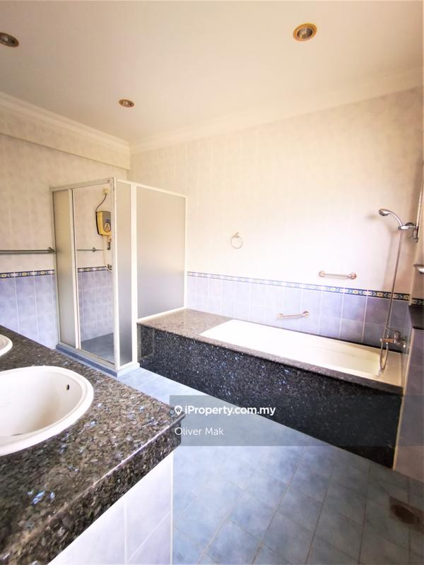Bungalow House for Sale in Bukit Jalil Golf, Bukit Jalil by Oliver Mak - iProperty.com.my