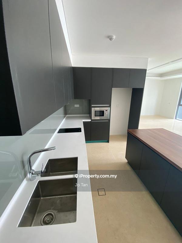 For Sale - D'Rapport