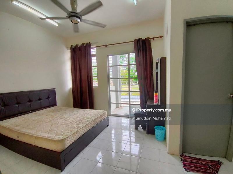 Rumah Berangkai 2 Tingkat untuk Dijual di Taman Iskandar Perdana, Seri Iskandar oleh Muinuddin Muhamad - iProperty.com.my