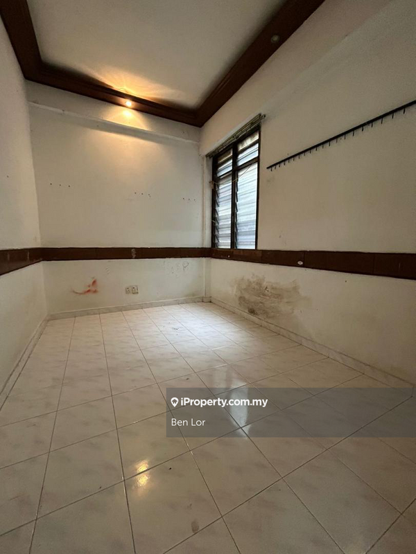 Flat for Sale in Pusat Bandar Puchong by Ben Lor - iProperty.com.my