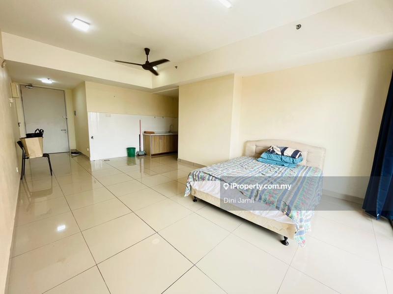 Service Residence for Sale in Suria Jelutong by Dini Jamil - iProperty.com.my