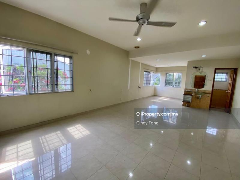 Rumah Berkembar untuk Dijual di Kelana Jaya, Petaling Jaya oleh Cindy Fong - iProperty.com.my