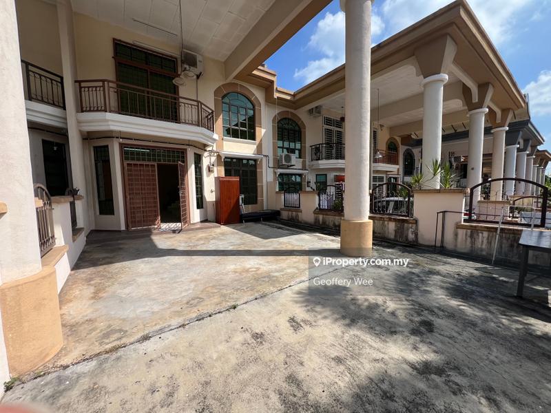 Rumah Berangkai 2 Tingkat untuk Dijual di Taman Angsa Mas, Durian Tunggal oleh Geoffery Wee - iProperty.com.my