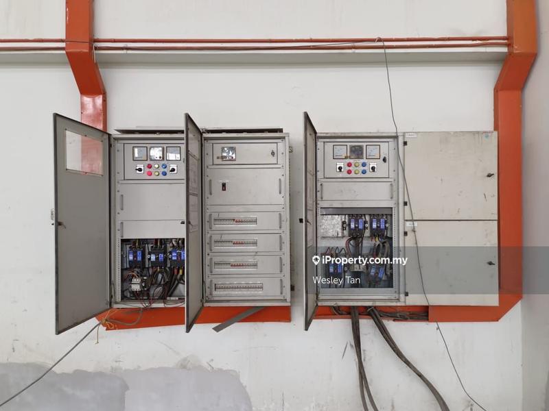 Kilang Terpisah untuk Dijual di Merlimau Huge Factory and Warehouse For Sale, Merlimau oleh Wesley Tan - iProperty.com.my