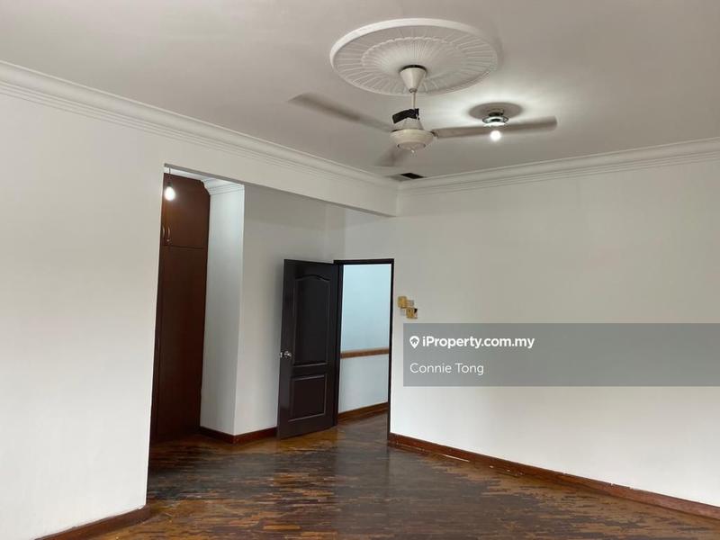 Rumah Teres 2-Tingkat untuk Dijual di Bukit Rahman Putra, Sungai Buloh oleh Connie Tong - iProperty.com.my