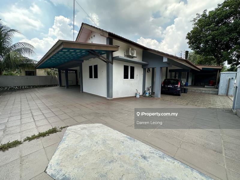 Bungalow House for Sale in Seksyen 3, Petaling Jaya by Darren Leong - iProperty.com.my
