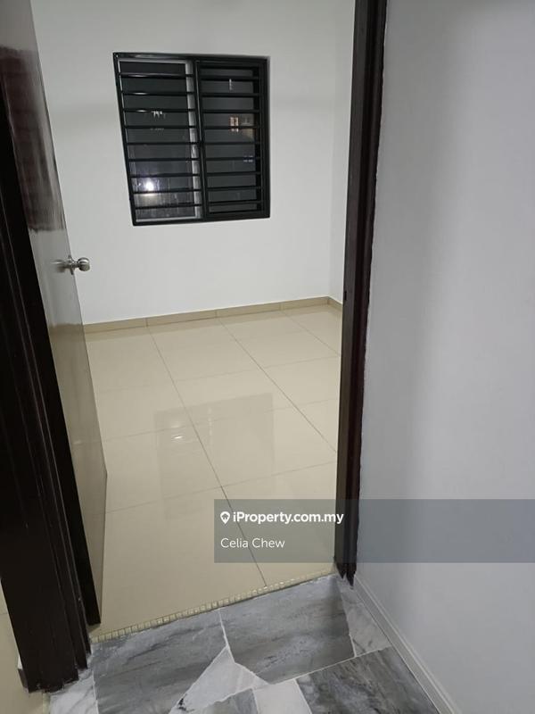 Apartment for Sale in Riverdale Park Apartments by Celia Chew - iProperty.com.my