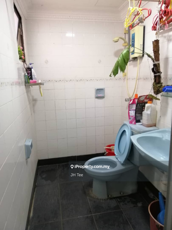 Condominium for Sale in The Vistana by JH Tee - iProperty.com.my