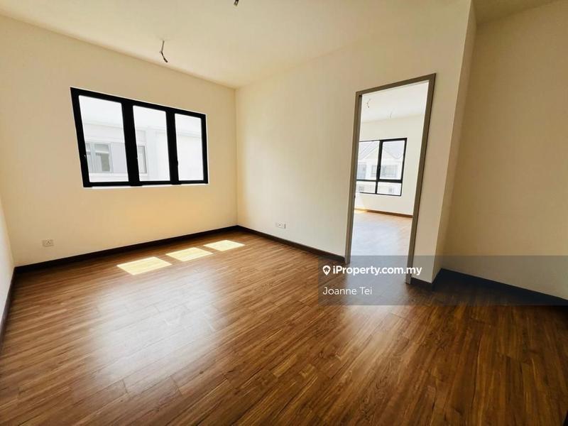Rumah Berkembar untuk Dijual di Cyber 10, Cyberjaya oleh Joanne Tei - iProperty.com.my