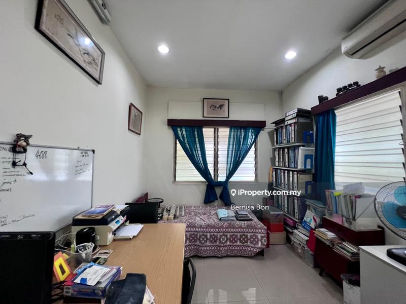 Bungalow House for Sale in Seksyen 11, Petaling Jaya by Bernisa Bon - iProperty.com.my