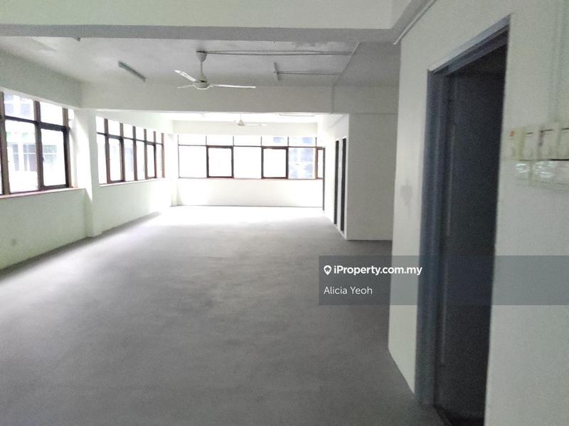 Kedai untuk Dijual di Taman Melawati, Ulu Kelang oleh Alicia Yeoh - iProperty.com.my