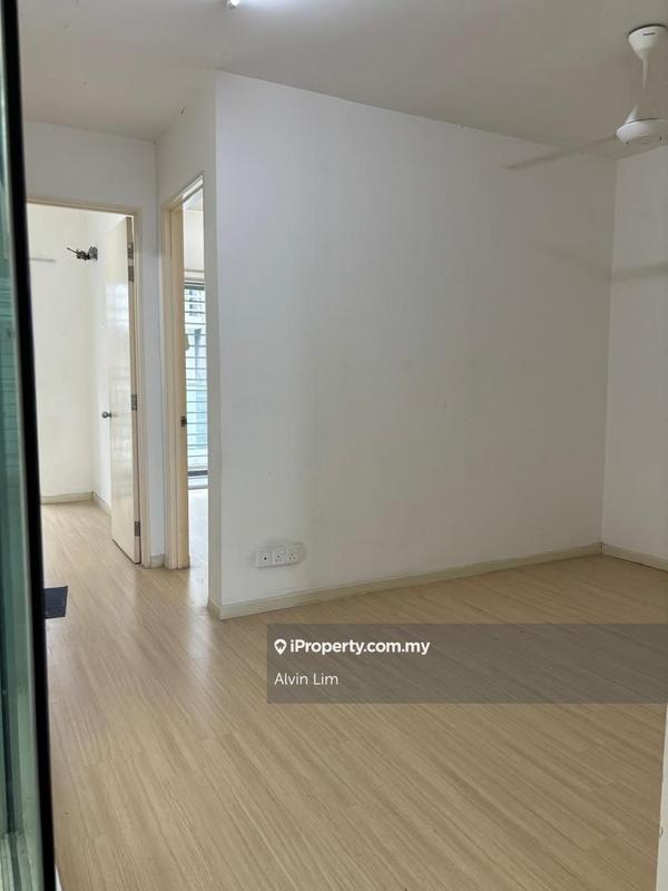 Rumah Berangkai 2 Tingkat untuk Dijual di Lestari Putra, Seri Kembangan oleh Alvin Lim - iProperty.com.my