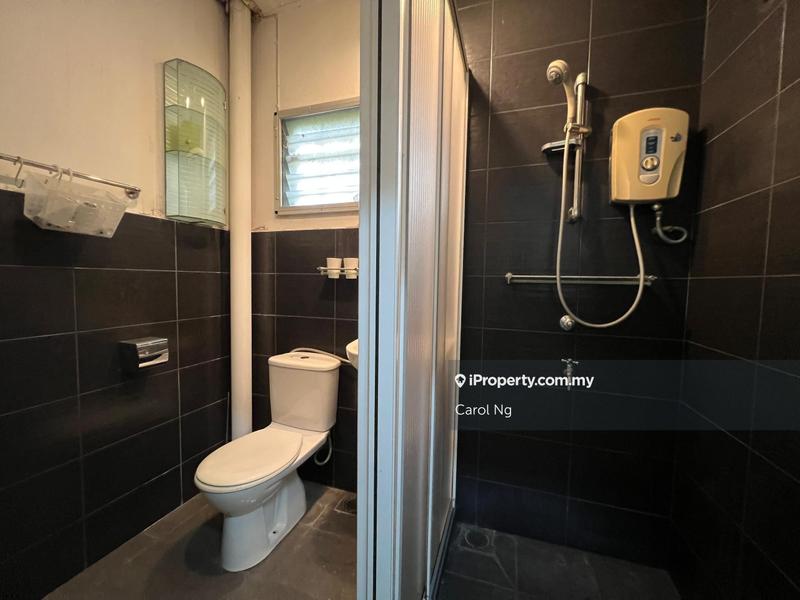 Rumah Teres 2-Tingkat untuk Dijual di Bandar Country Homes, Rawang oleh Carol Ng - iProperty.com.my
