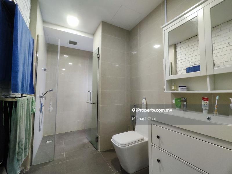 Bungalow House untuk Dijual di Jalan Villa 2/1, Lake Front Villa, Cyberjaya oleh Michael Chai - iProperty.com.my
