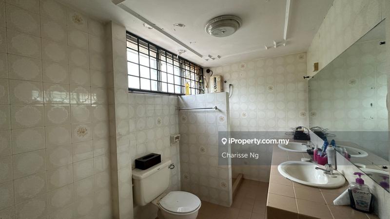 Rumah Berangkai 2 Tingkat untuk Dijual di Taman Lucky, Bangsar oleh Charisse Ng - iProperty.com.my