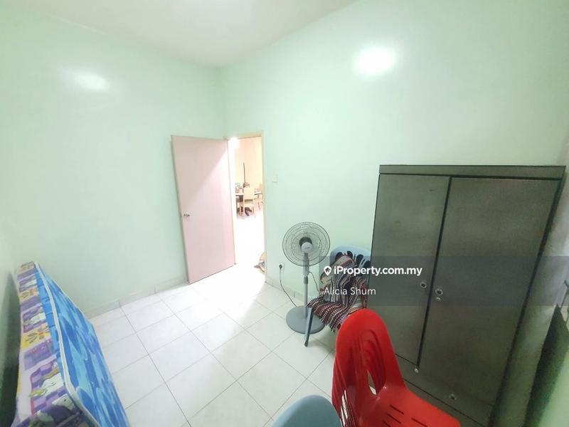 Rumah Teres untuk Dijual di Taman Bukit Jaya, Ulu Tiram oleh Alicia Shum - iProperty.com.my