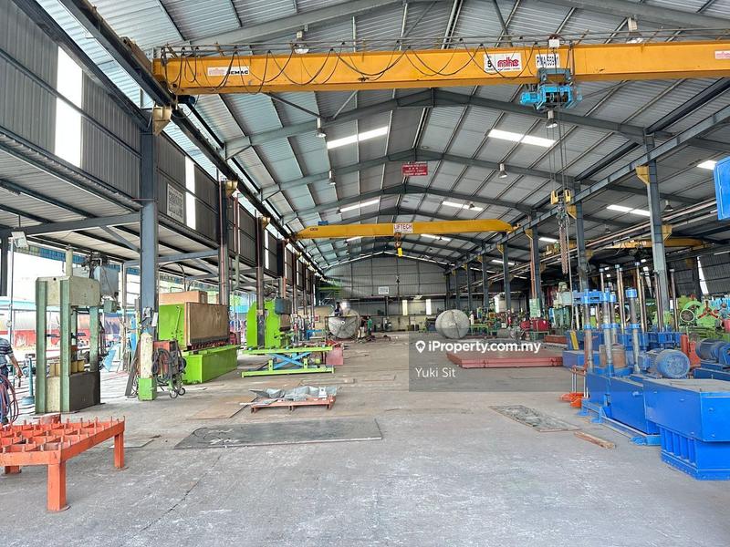 For Sale - Kawasan Perindustrian Pengkalan 2