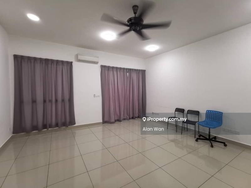 Service Residence for Sale in Cybersquare by Alan Wan - Living Room - iProperty.com.my