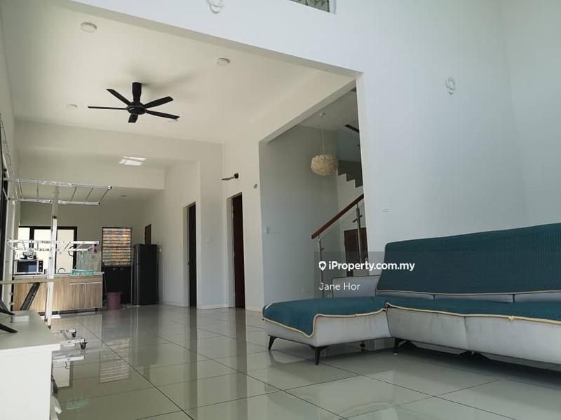 Rumah Berangkai 3 Tingkat untuk Dijual di 16 Sierra, Puchong oleh Jane Hor - iProperty.com.my