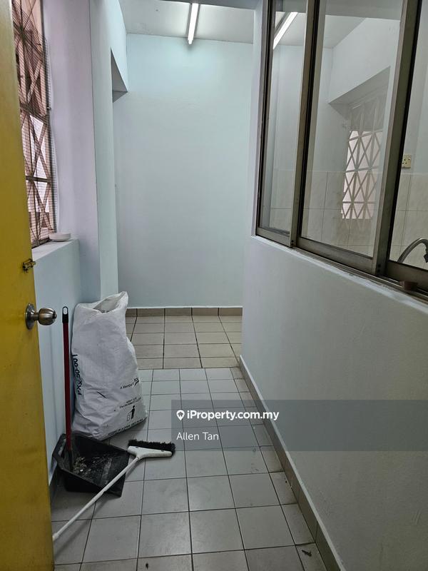 Kondominium untuk Dijual di Kelana D'Putera oleh Allen Tan - iProperty.com.my