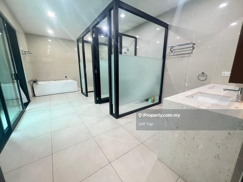 Bungalow House for Sale in Iskandar Puteri (Nusajaya), Johor by Jeff Yap - iProperty.com.my