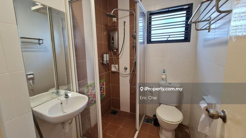 Rumah Berangkai 2 Tingkat untuk Dijual di Kampung Pulau Meranti, Puchong oleh Eric Chai - iProperty.com.my