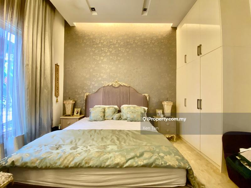 Bungalow House for Sale in Mutiara Damansara, Selangor by Ken Tan - iProperty.com.my