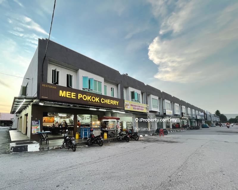 For Sale - Manjung Point Seksyen 4 Double Storey Shop office