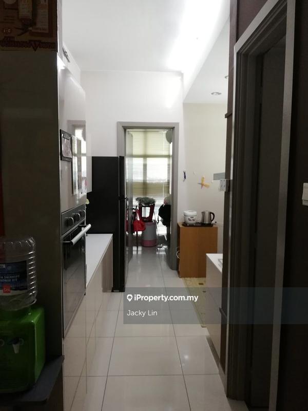 Kediaman Servis untuk Dijual di Subang Olives Residence oleh Jacky Lin - iProperty.com.my