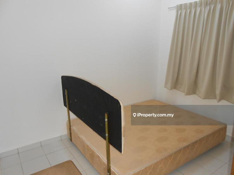 Condominium for Sale in Maxwell Towers by Chen Kah Seng - iProperty.com.my