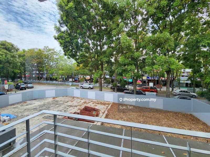 Rumah Berangkai 3 Tingkat untuk Dijual di Lake Fields, Sungai Besi oleh Suki Tan - iProperty.com.my