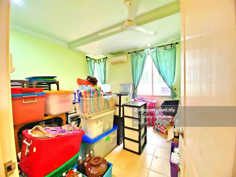 Rumah Berkembar untuk Dijual di Seksyen 9, Kota Damansara oleh Ken Tan - iProperty.com.my