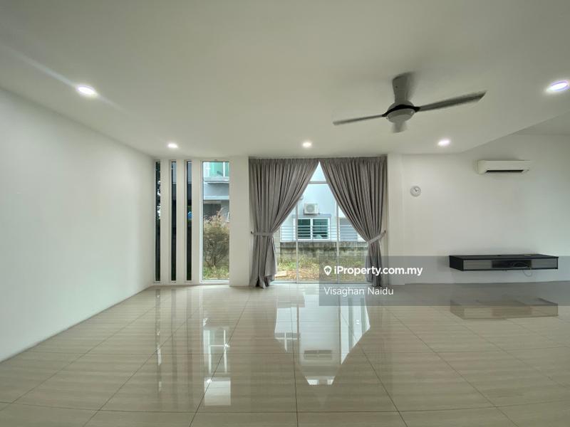 Bungalow House for Rent in Bandar Country Homes, Rawang by Visaghan Naidu - iProperty.com.my