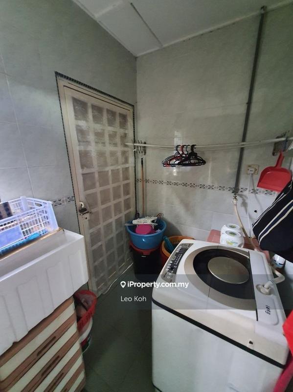 Rumah Berangkai 2 Tingkat untuk Dijual di Taman Serdang Raya, Seri Kembangan oleh Leo Koh - iProperty.com.my