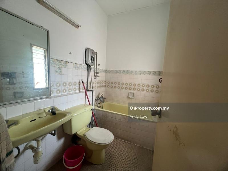 Rumah Teres untuk Dijual di Damansara Jaya, Petaling Jaya oleh Andy Low - iProperty.com.my