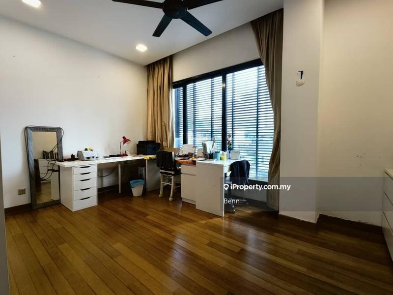 For Sale - Lumina Kiara