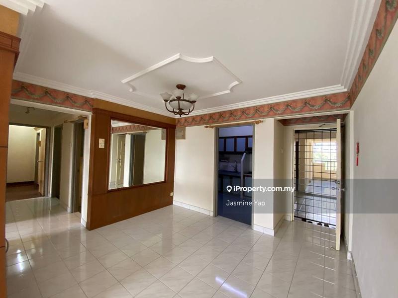 For Sale - Anjung Hijau (Greenfields)