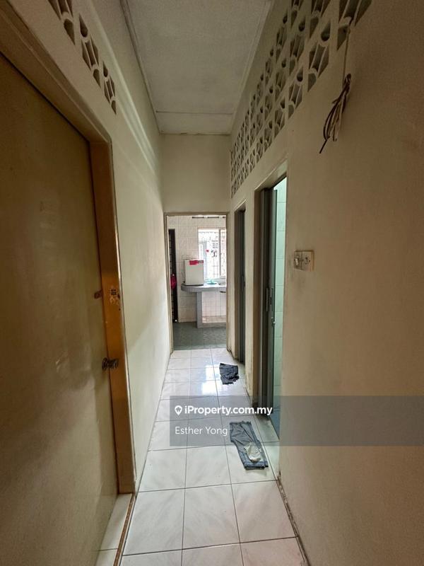 1.5-storey Terraced House for Sale in Batu 9, Cheras by Esther Yong - iProperty.com.my