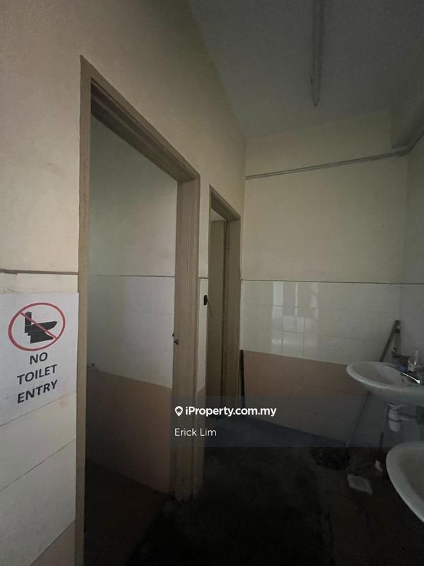 Kilang Teres untuk Dijual di Taman Teknologi Cheng, Cheng oleh Erick Lim - iProperty.com.my