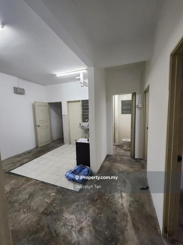 For Rent - Kemuning Aman