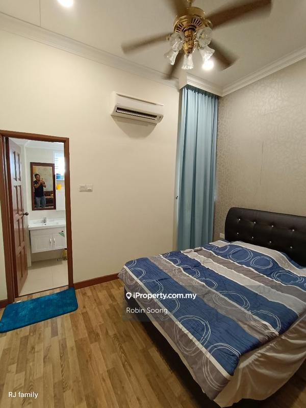 Rumah Berkembar untuk Dijual di Ayer Keroh, Melaka oleh Robin Soong - iProperty.com.my