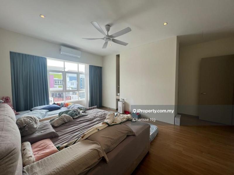 Terraced House for Sale in Taman Semanja, Kajang by Charisse Ng - iProperty.com.my