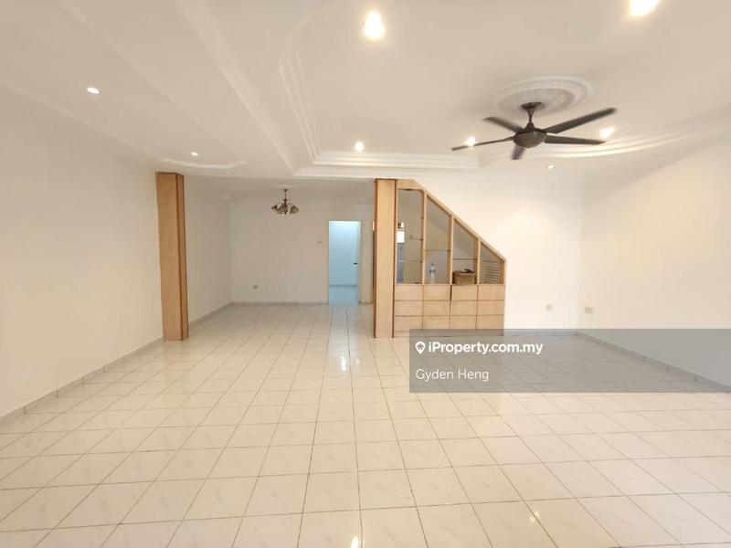 2-storey Terraced House untuk Dijual di Taman Desa Cemerlang, Ulu Tiram oleh Gyden Heng - iProperty.com.my