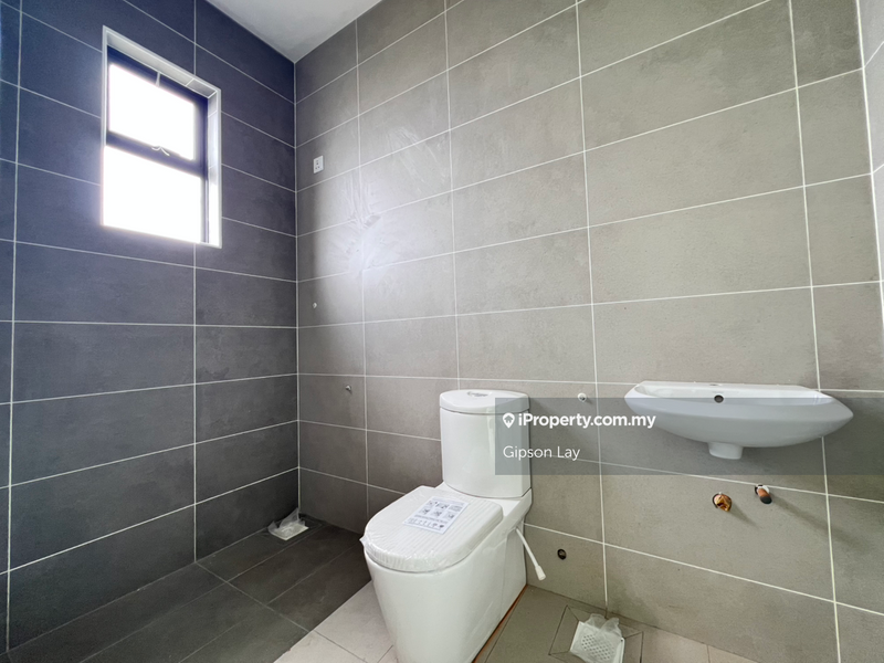 Rumah Teres 2-Tingkat untuk Dijual di Taman Tasik Indah, Kluang oleh Gipson Lay - iProperty.com.my