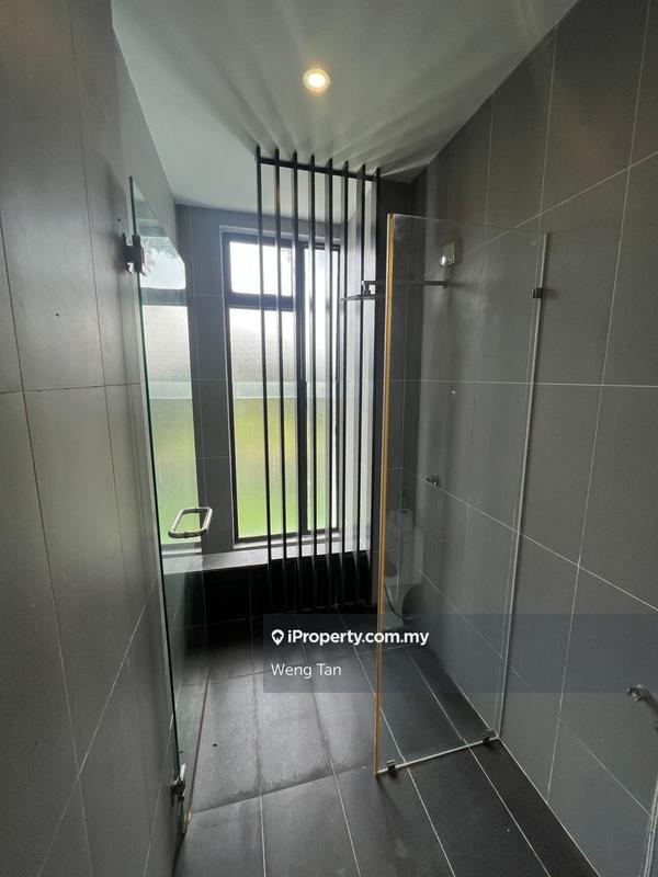 3-storey Terraced House for Sale in Laman Glenmarie, Glenmarie by Weng Tan - iProperty.com.my