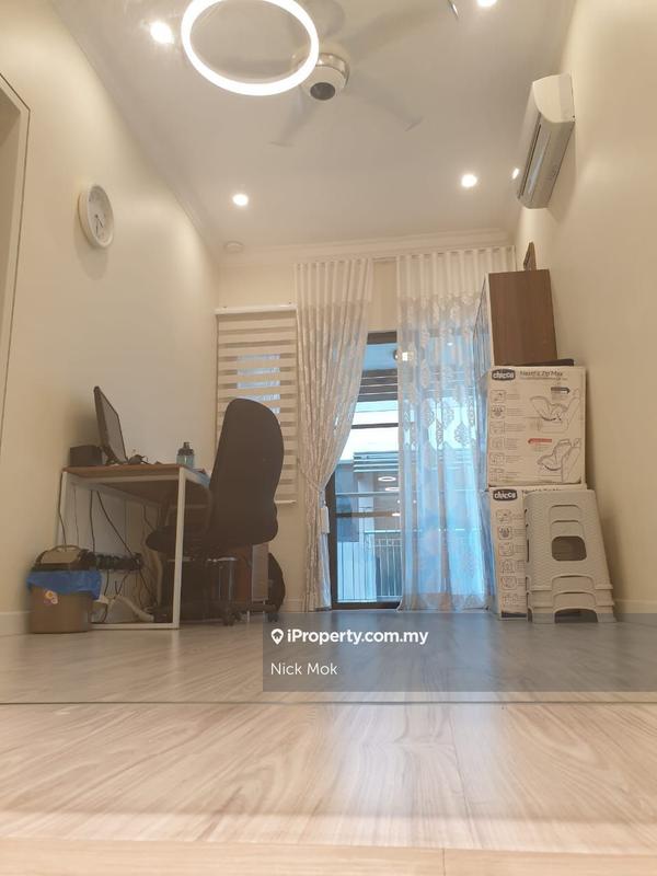 Rumah Berkembar untuk Dijual di Periwinkle, Bandar Rimbayu, Telok Panglima Garang oleh Nick Mok - iProperty.com.my